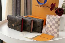 Picture of LV Wallets _SKUfw119373082fw